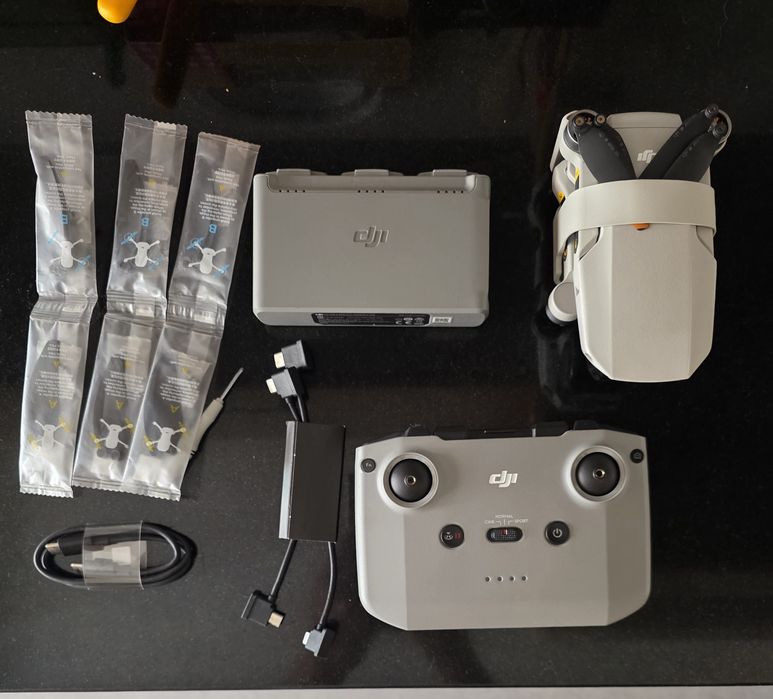 Dji mini 2 / 100 %462246757165977600
