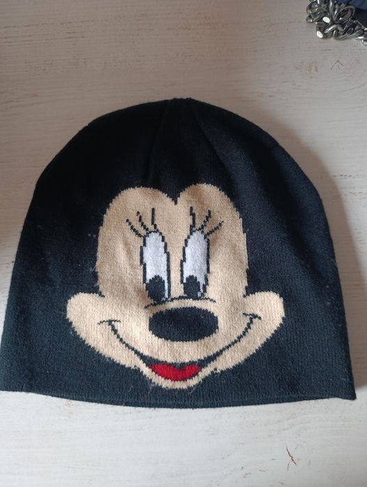 Женские шапки. .