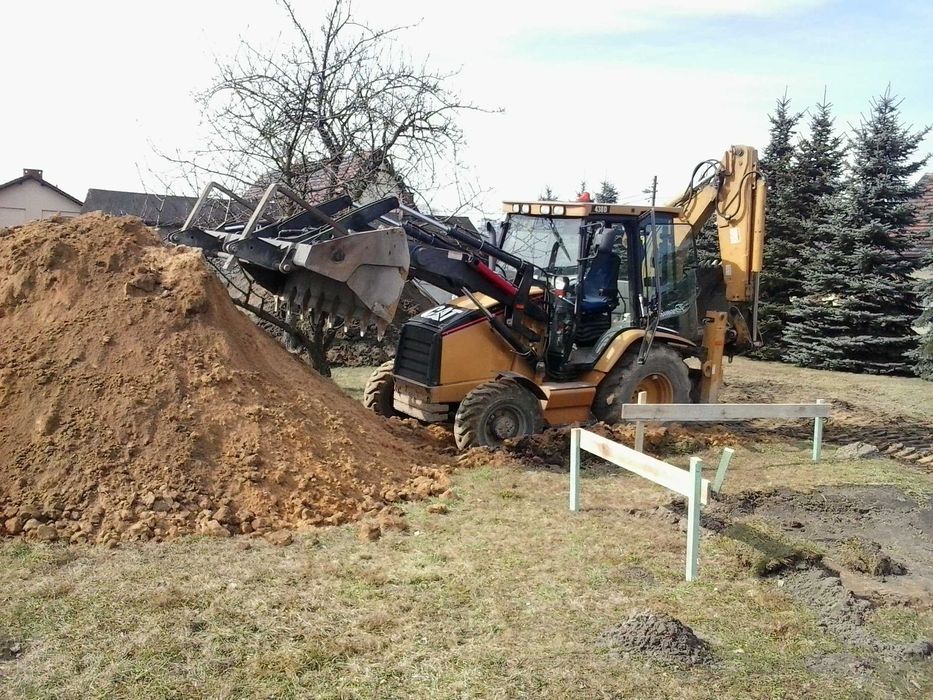 Usługi koparko-ładowarką, wykopy, prace ziemne
