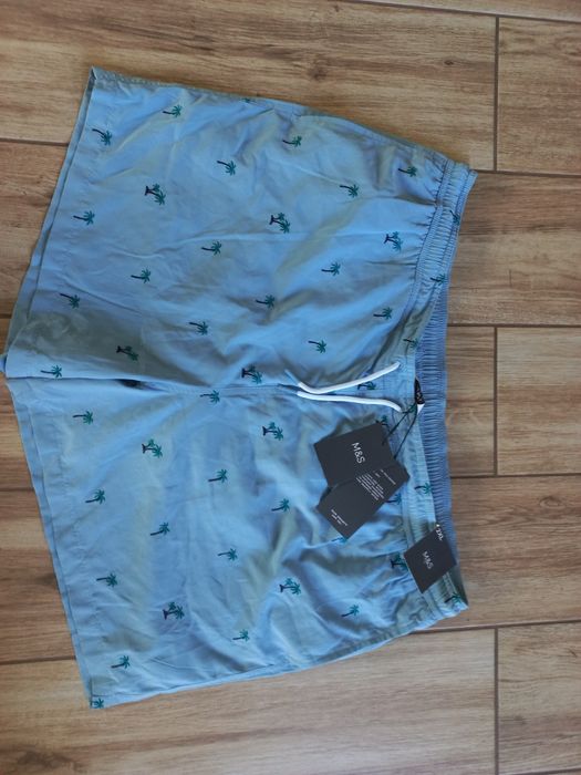 nowe męskie spodenki letnie - szorty plażowe -XXL-M&S-pas max-58cmx2