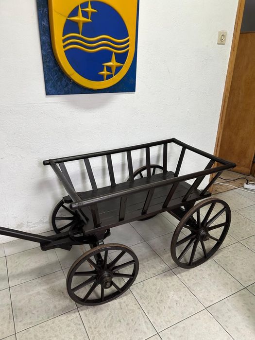 Carroca antiga em bom estado