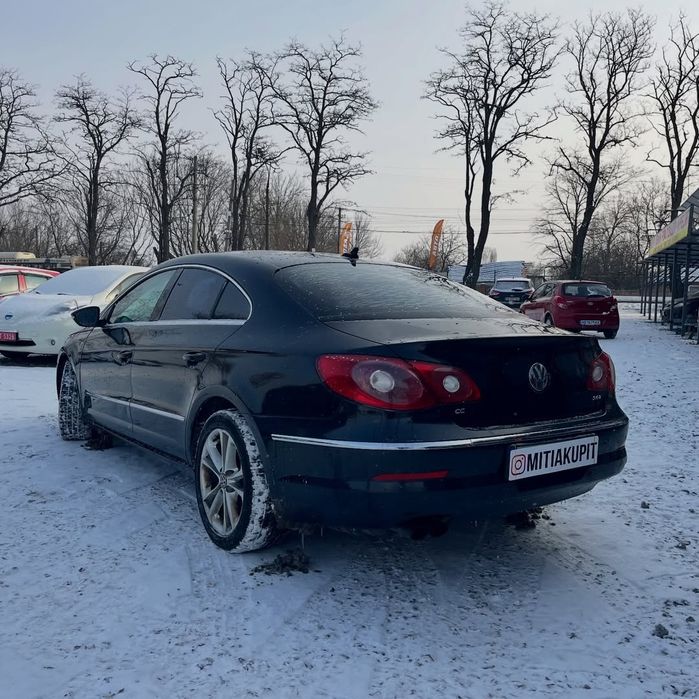 VW Passat CC Luxury - 2.0 Бензин АКПП