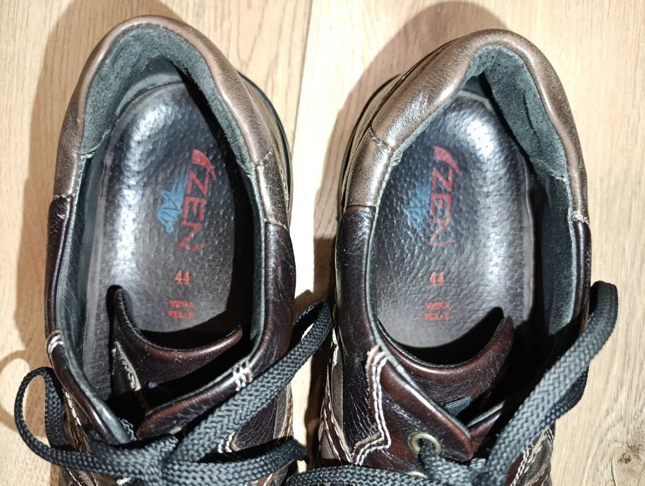 Buty Zen się, brązowe
