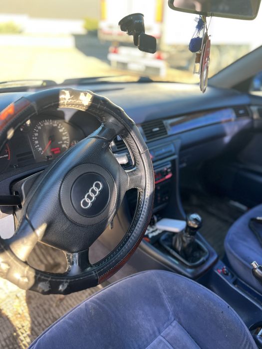 Продам AUDI A6C5 1999.p.