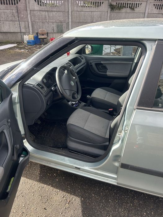 Skoda Fabia 1.2 PB 2009R Zadbana