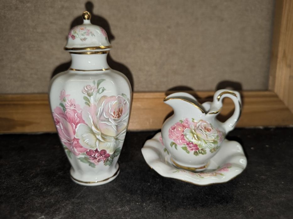 Mini Conjunto Porcelana Portuguesa Antiga.
Mini conjunto de porcelana