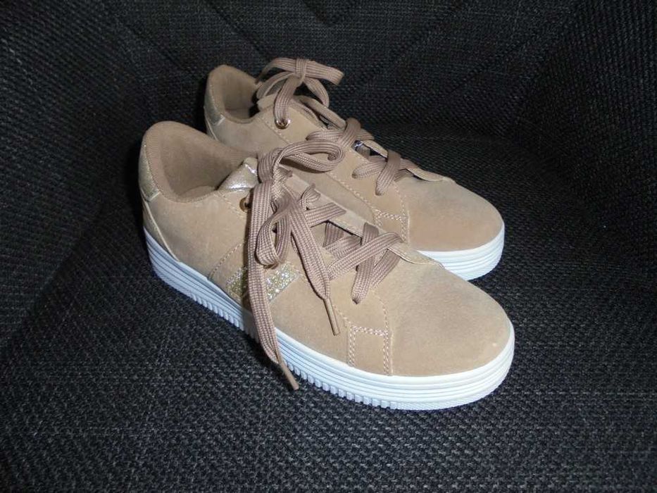 Buty damskie beżowe