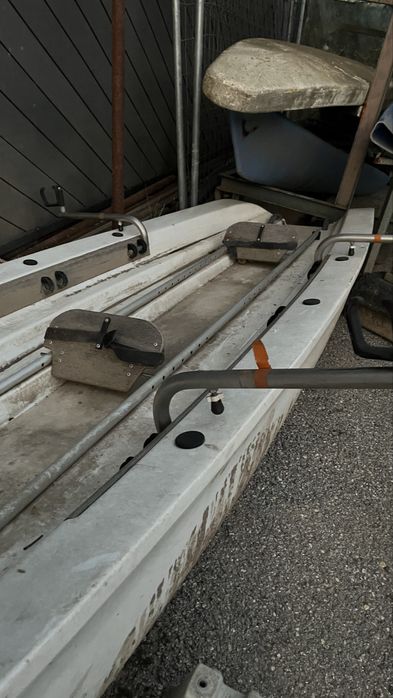 Barco a remos para 2 pessoas