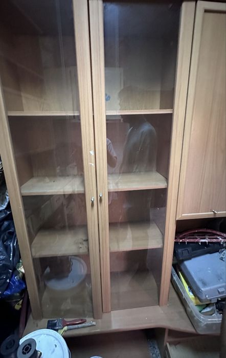 Vendo armario de madeira
