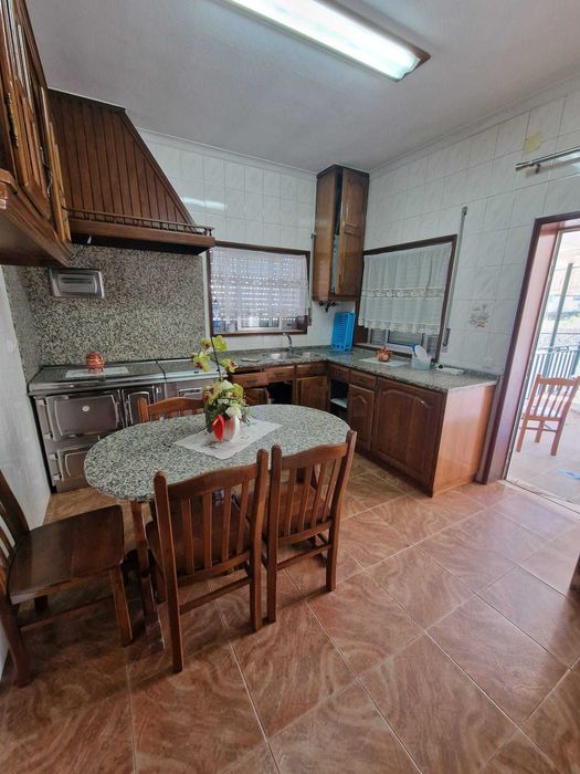 Moradia T3 para arrendar - Moure/Barcelos