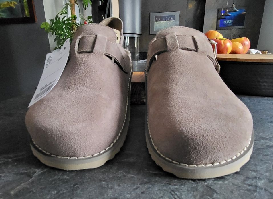 nowe klapki Cushionaire r 38
Rozmiar 38.