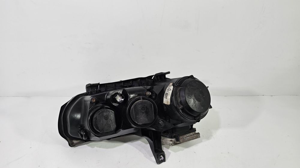 Alfa romeo 159 brera lampa przód przednia bi-xenon prawa oryginał eu