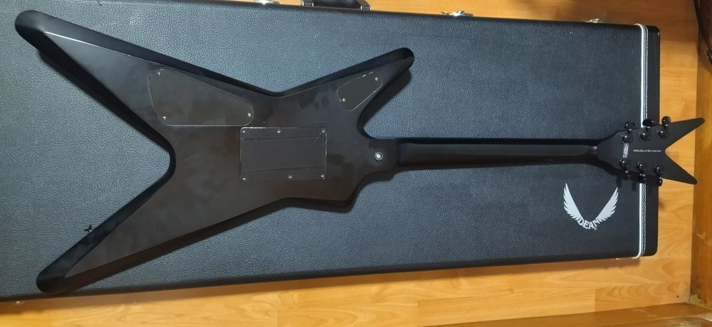 Guitarra Dean ML Modifier Black Satin