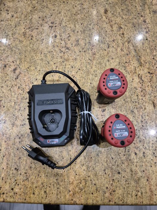 Parkside - 12v ładowarka + 2x akumulator