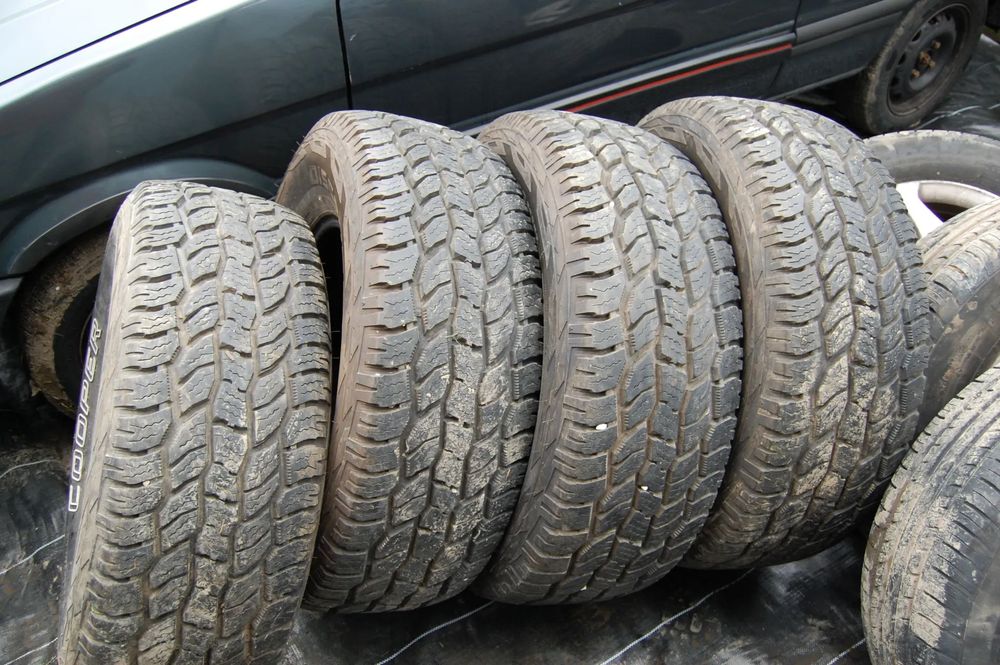 Opony Cooper Discoverer AT/3 265/70 R16