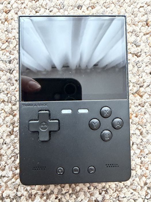 Trimui Brick + microSD 64gb – stan idealny, gotowy do grania + dodatki