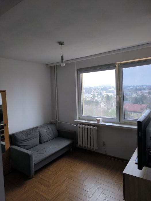 Do wynajęcia funkcjonalna kawalerka (25 m²) z osobną sypialnią