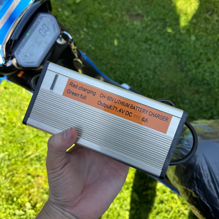 Електроскутер TLG U2S (запас ходу 100 км)