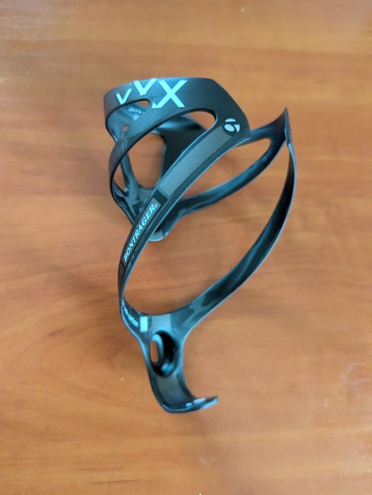 Koszyk na bidon carbon bardzo lekki bontrager