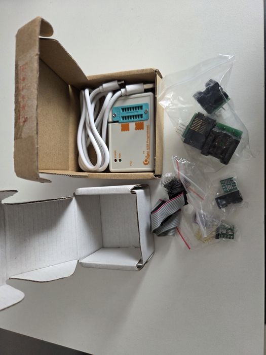 Programator Skypro + akcesoria