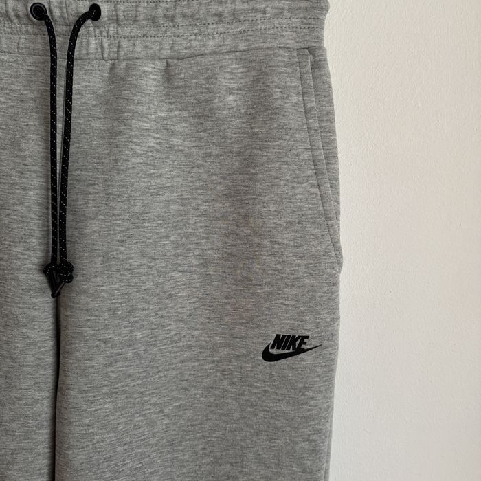 Чоловічі шорти NIKE  Tech Fleece М