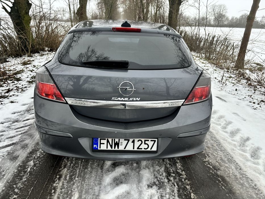 Opel Astra gtc 1.7cdti
