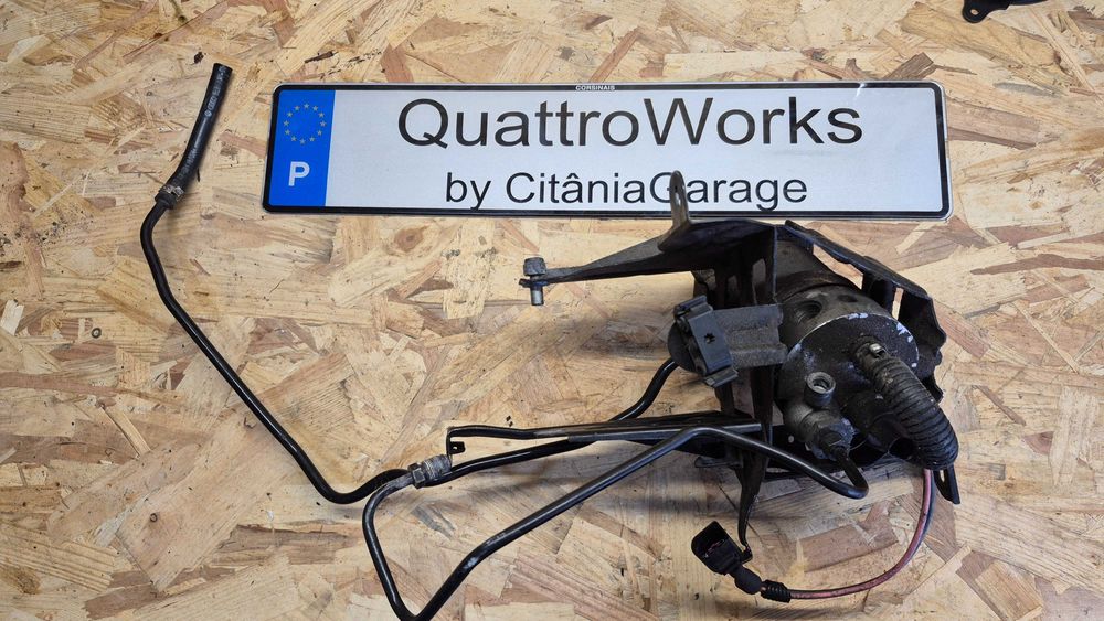 Módulo / Bomba ABS original BOSCH Ref 8E0,614175D em excelente estado