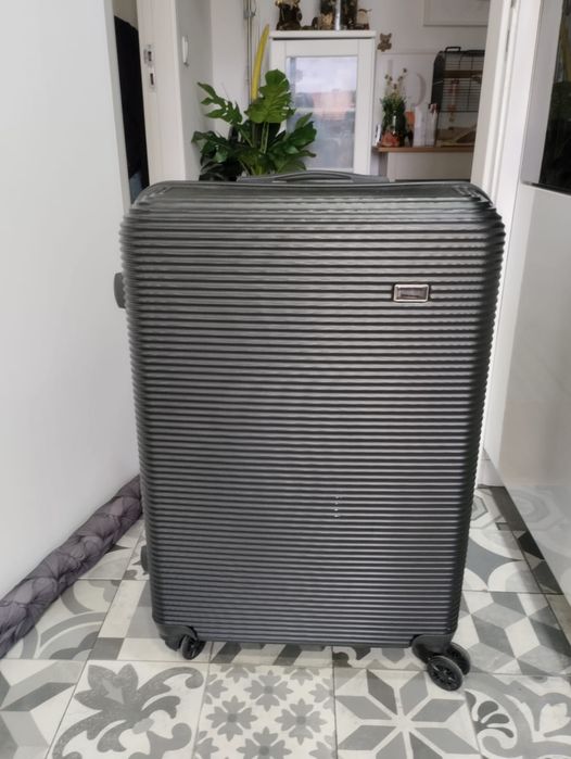 Mala de viagem (32 quilos)