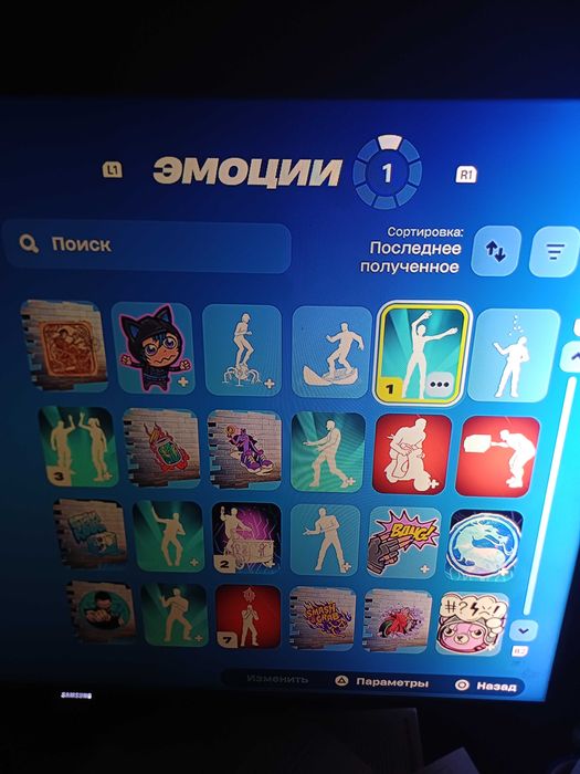 Продаю аккаунт в фортнайь