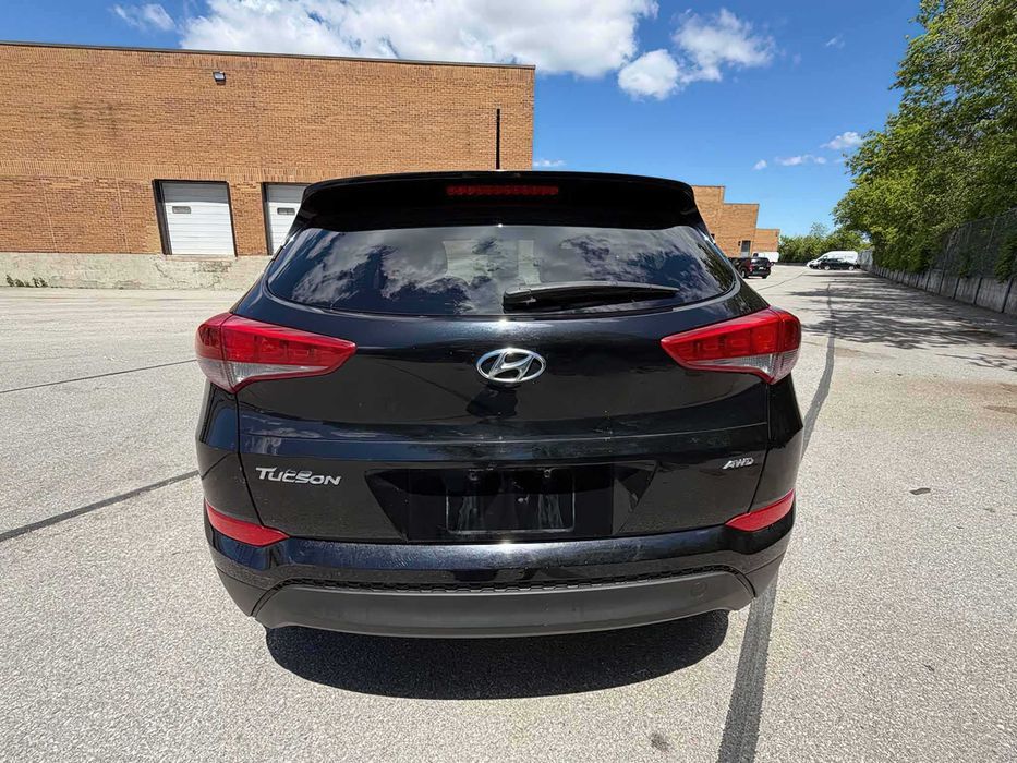 Hyundai Tucson      2016
