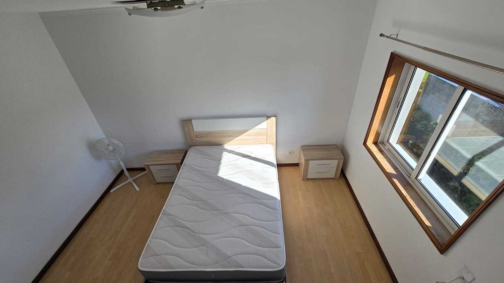 Quarto aconchegante para rapariga, excelente localização de Ermesinde