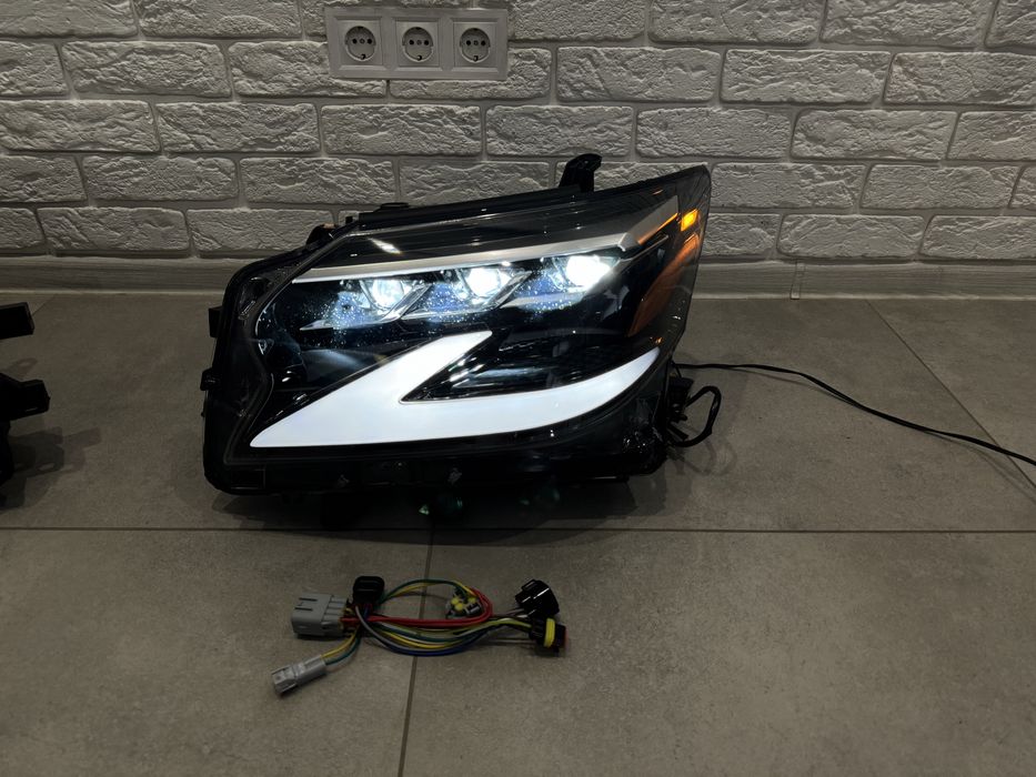 Фары Lexus Gx 460 стиль рест 2020+ для Лексус gx 460 2013-2019