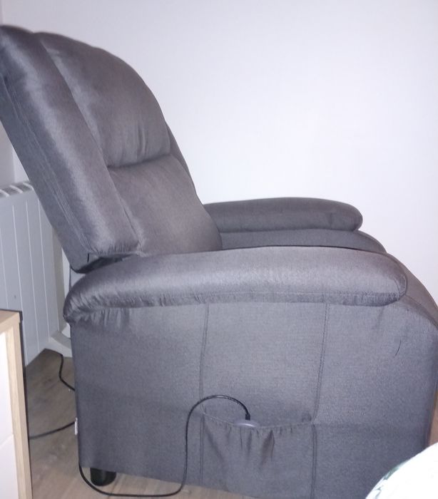 Poltrona de massagens, reclinável