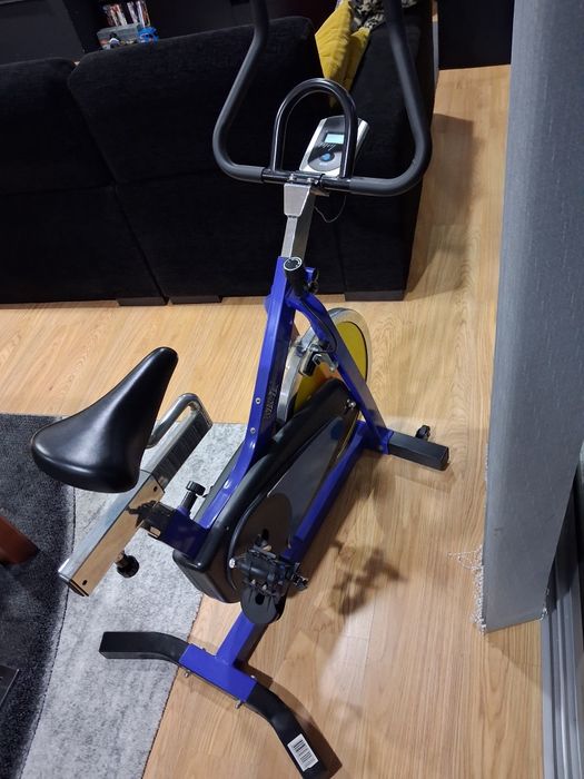 Exercise Bike446648895385774082