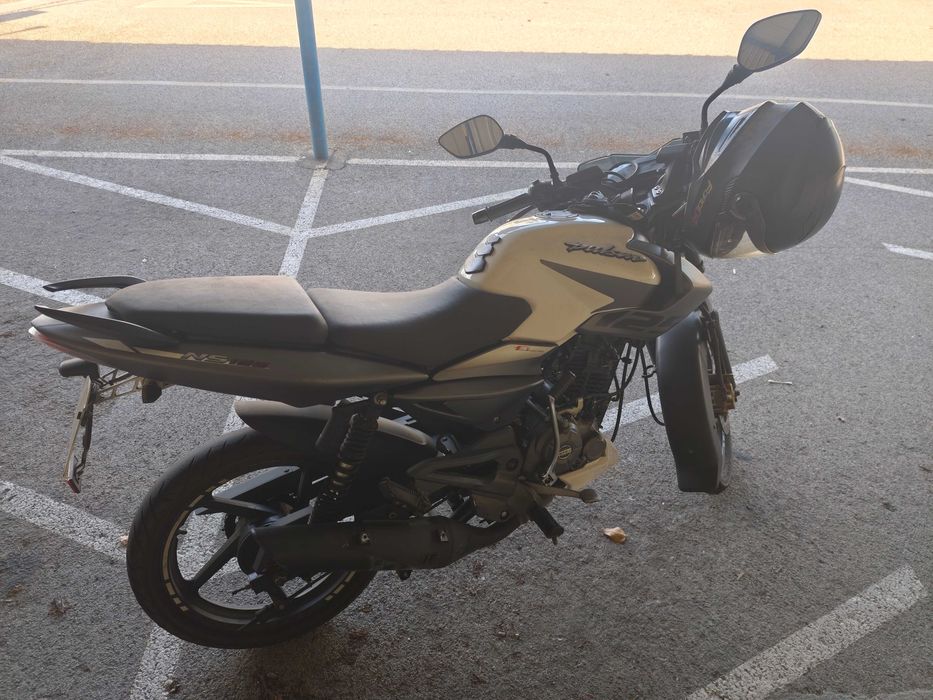 Ns pulsar bajaj 125
