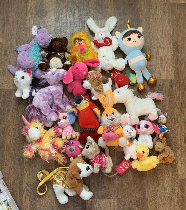 Дитячі м'які іграшки