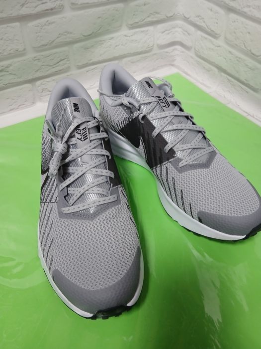 Чоловічі кросівки для бігу Nike Run Defy HM9594-003