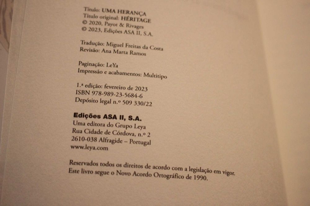 ' Uma Herança // Miguel Bonnefoy