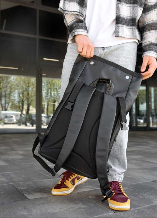 Качественный мужской рюкзак ROLLTOP ZARD Цвет: черный