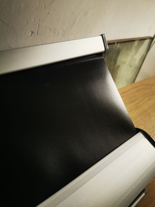 Baner roll up na statywie 90 cm szerokości