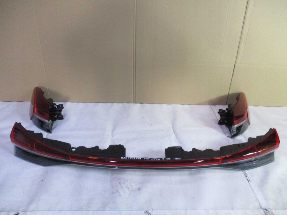 Audi E-tron 4KE Q4 Q6 Q8 GT фари задні фонарі рест дорест