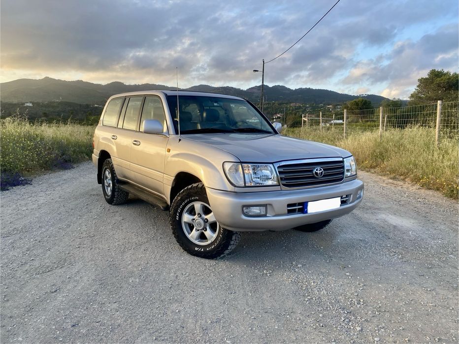Toyota Land Cruiser HDJ100L