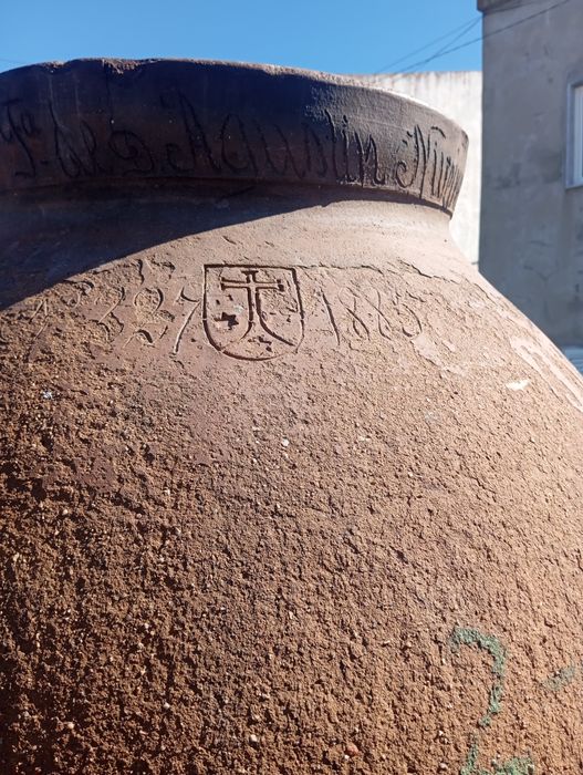 Talhas de barro/Potes de barro