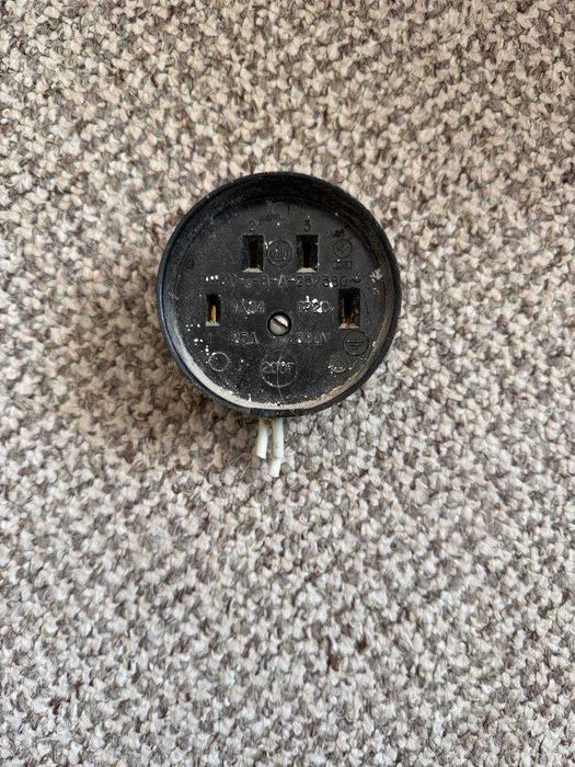 Трьохфазна розетка РШ30-О-М-УХЛ4