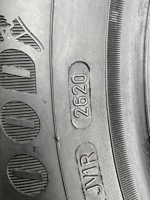 Nowe opony wielosezonowe 175/65/15 Good Year