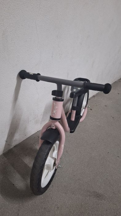 Bicicleta de equilíbrio infantil