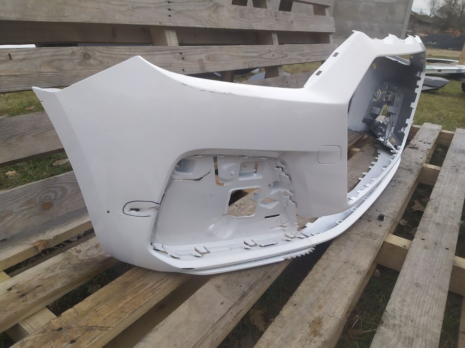 Zderzak przedni przód Audi A1 II 18- 82A