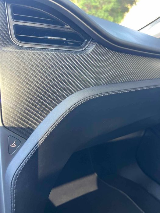 Tesla Model S 2018 Carregamentos Gratis