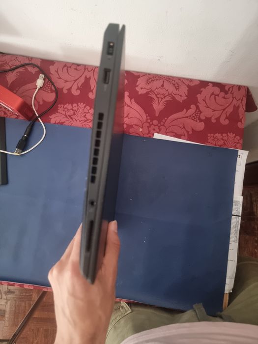 Lenovo Thikpad T460s - Tela  Touch, rotação de 180°.