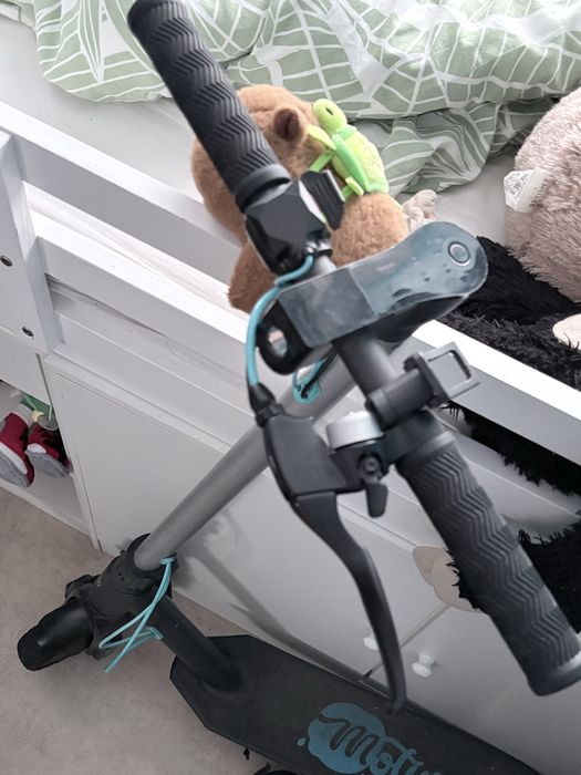 Motus Scooty 8.5 350W – sprawna hulajnoga elektryczna